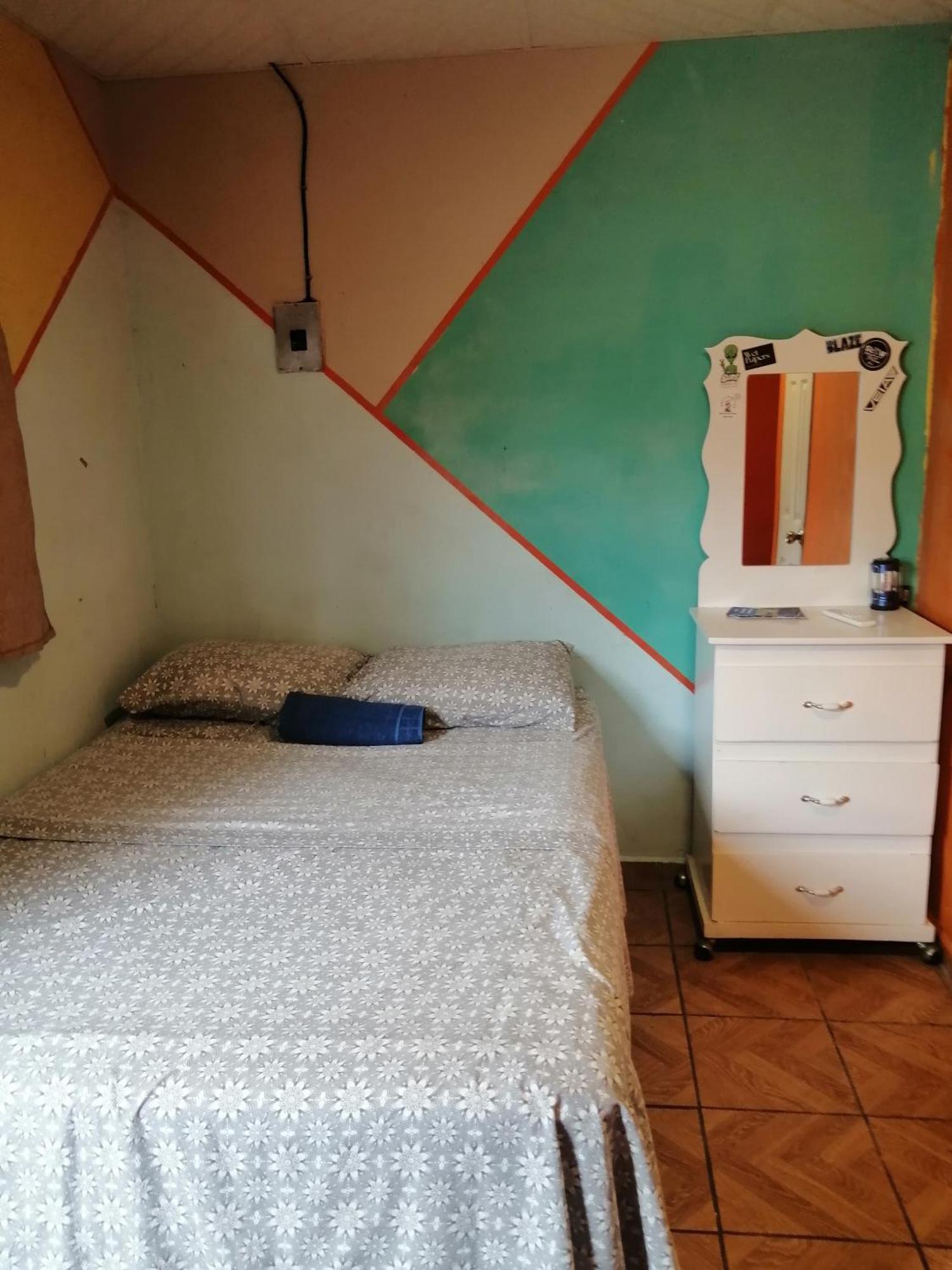 Tamanique Hostal Nina Oly חדר תמונה