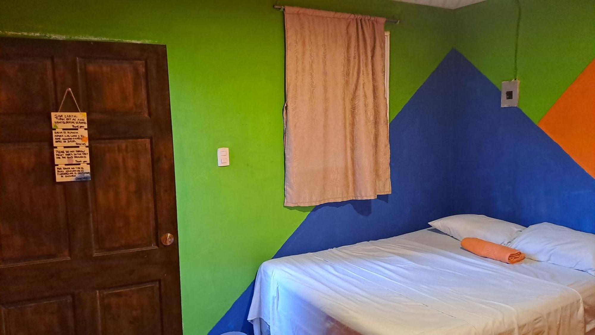 Tamanique Hostal Nina Oly חדר תמונה